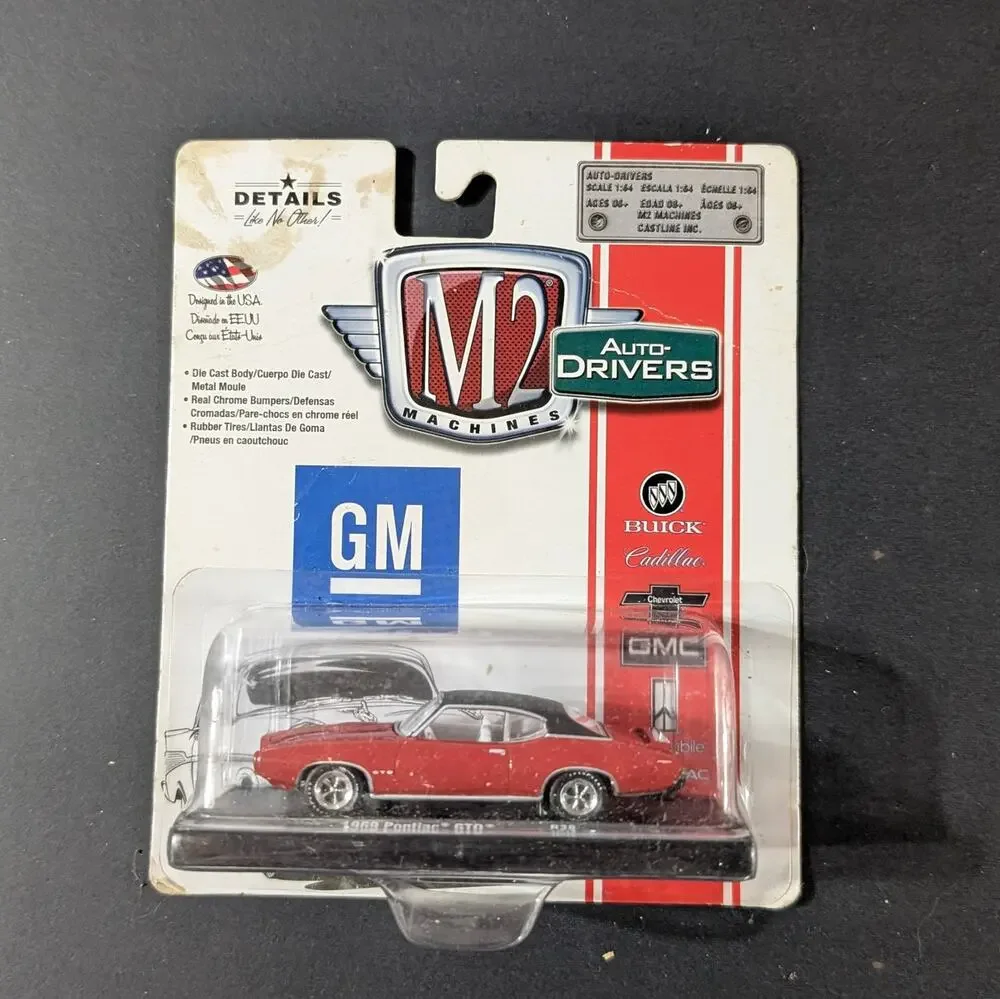M2 Machines Auto-Drivers 1969 Pontiac GTO R02 09-07 Red 1:64